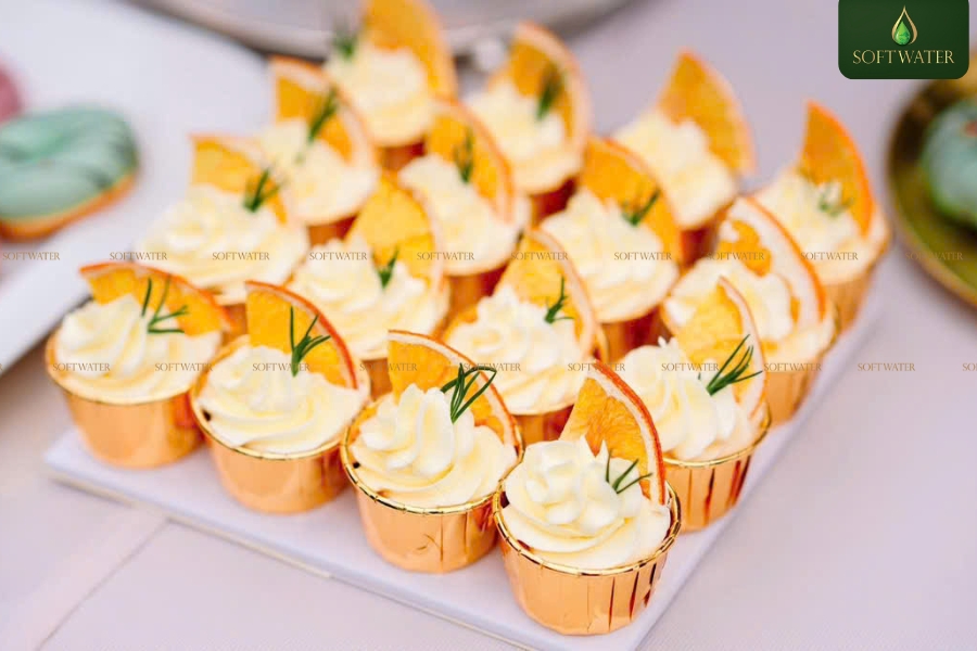 Bánh Ngọt Đãi Tiệc Cưới: Tuyệt Chiêu Chọn Lựa Hoàn Hảo Cho Ngày Hạnh Phúc