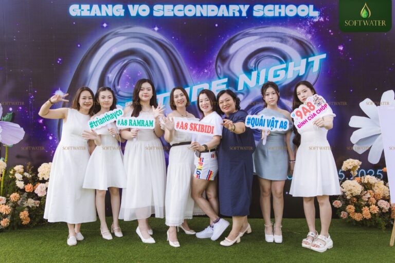 Tone Màu Trang Trí Tiệc Chia Tay - Khi Màu Sắc Cũng Biết Nói Lời Tạm Biệt