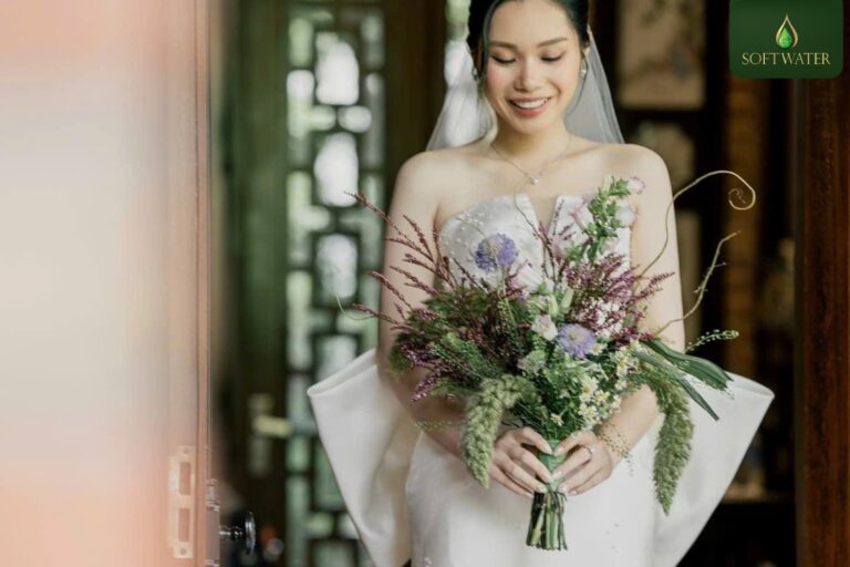 Bí Quyết Chọn Váy Cưới Mùa Thu Phù Hợp Với Dáng Người & Thời Tiết