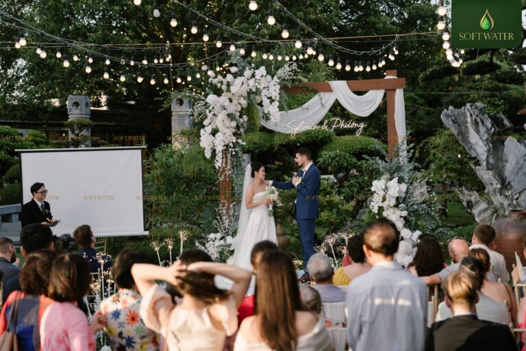 Checklist Tổ Chức Tiệc Cưới Mùa Thu Đông Sang Trọng Cho Các Cặp Đôi