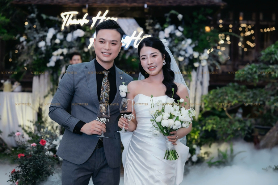 Đâu Là Mẫu Hoa Cầm Tay Cô Dâu 2025 Được Chọn Nhiều Nhất? Câu Trả Lời Bất Ngờ