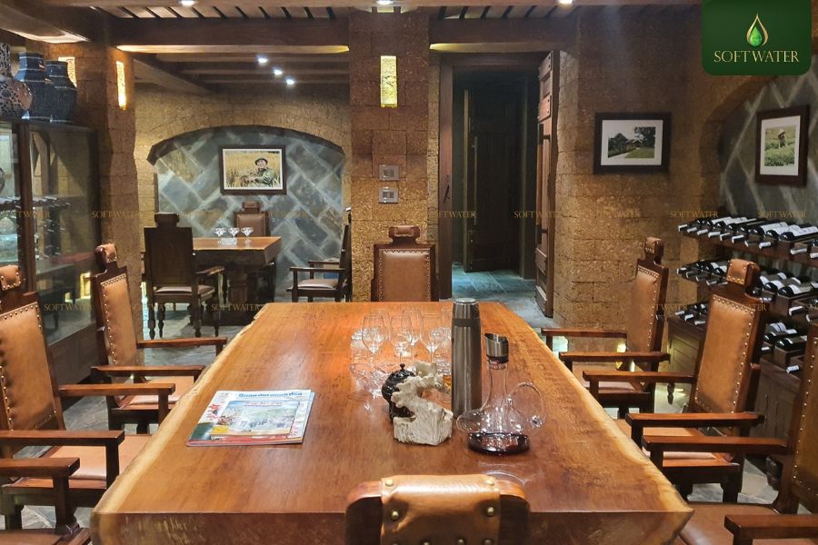 Nhà Hàng Cưới Có Hầm Rượu: Xu Hướng Tổ Chức Tiệc Cưới “Đắt Giá” Năm 2026